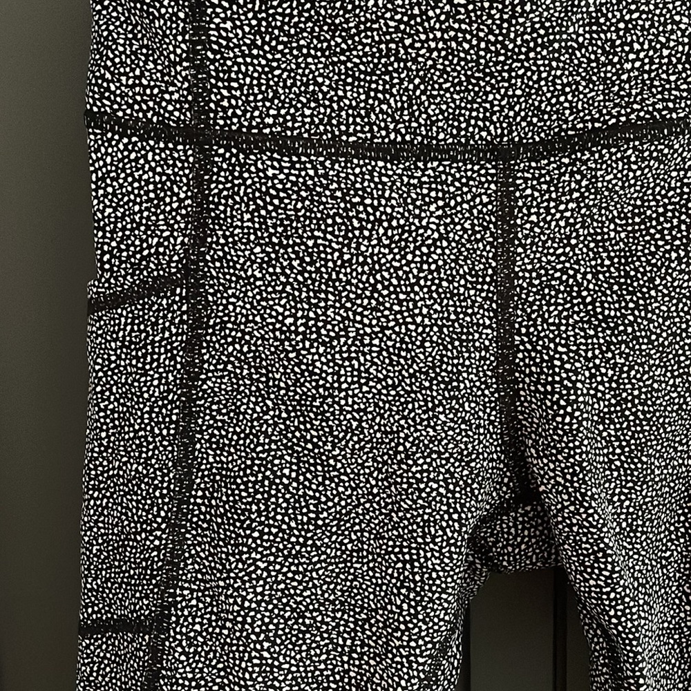 Lulu Patterned Tight Stuff Tight - image 3